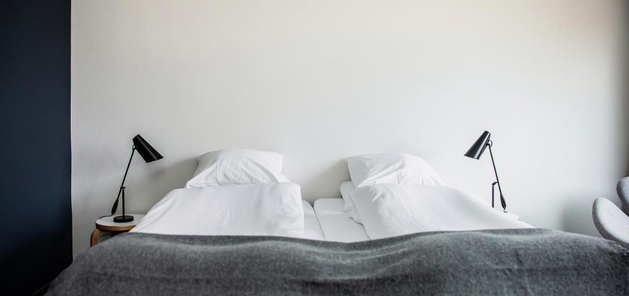 Lindstrom Hotel Lærdalsøyri Екстериор снимка