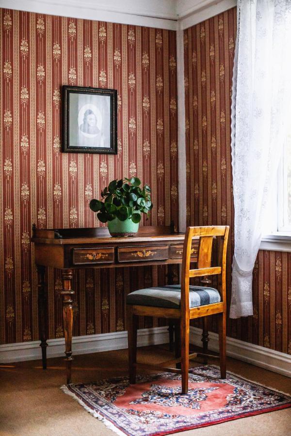 Lindstrom Hotel Lærdalsøyri Екстериор снимка