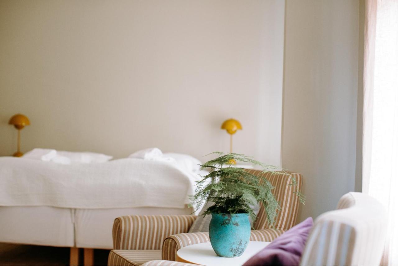 Lindstrom Hotel Lærdalsøyri Екстериор снимка
