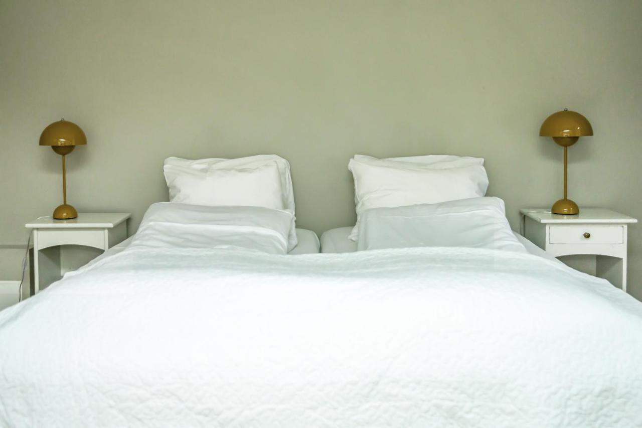 Lindstrom Hotel Lærdalsøyri Екстериор снимка